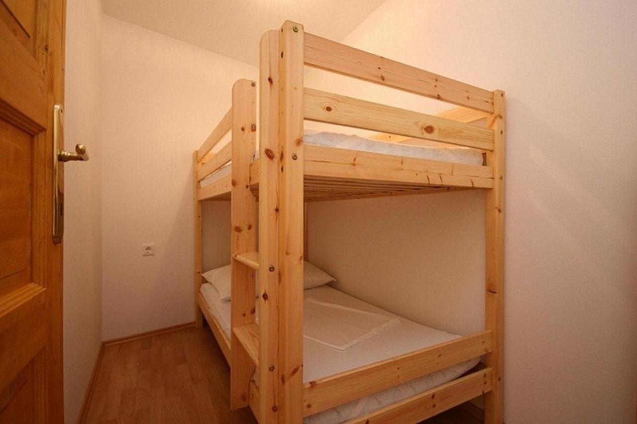 Apartments Slavko Baška Екстериор снимка