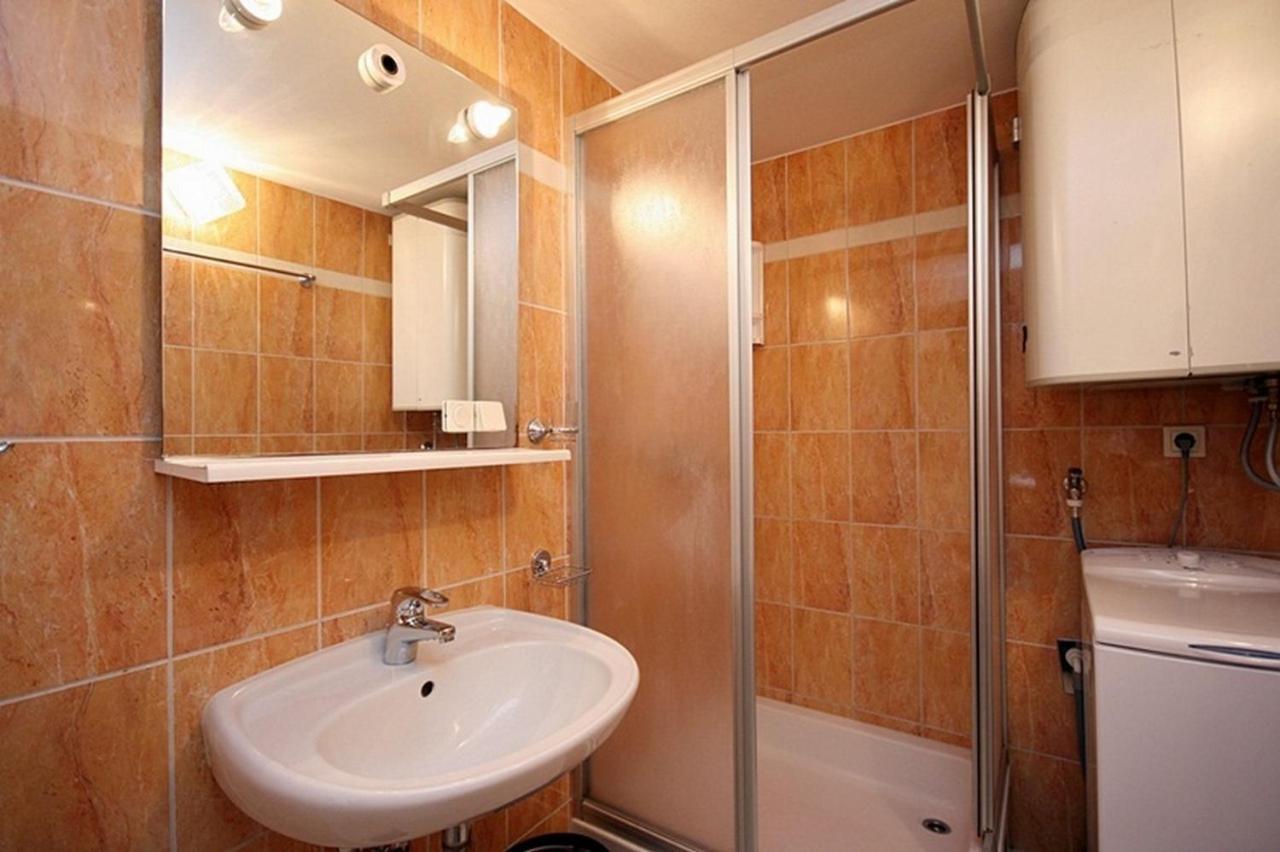Apartments Slavko Baška Екстериор снимка